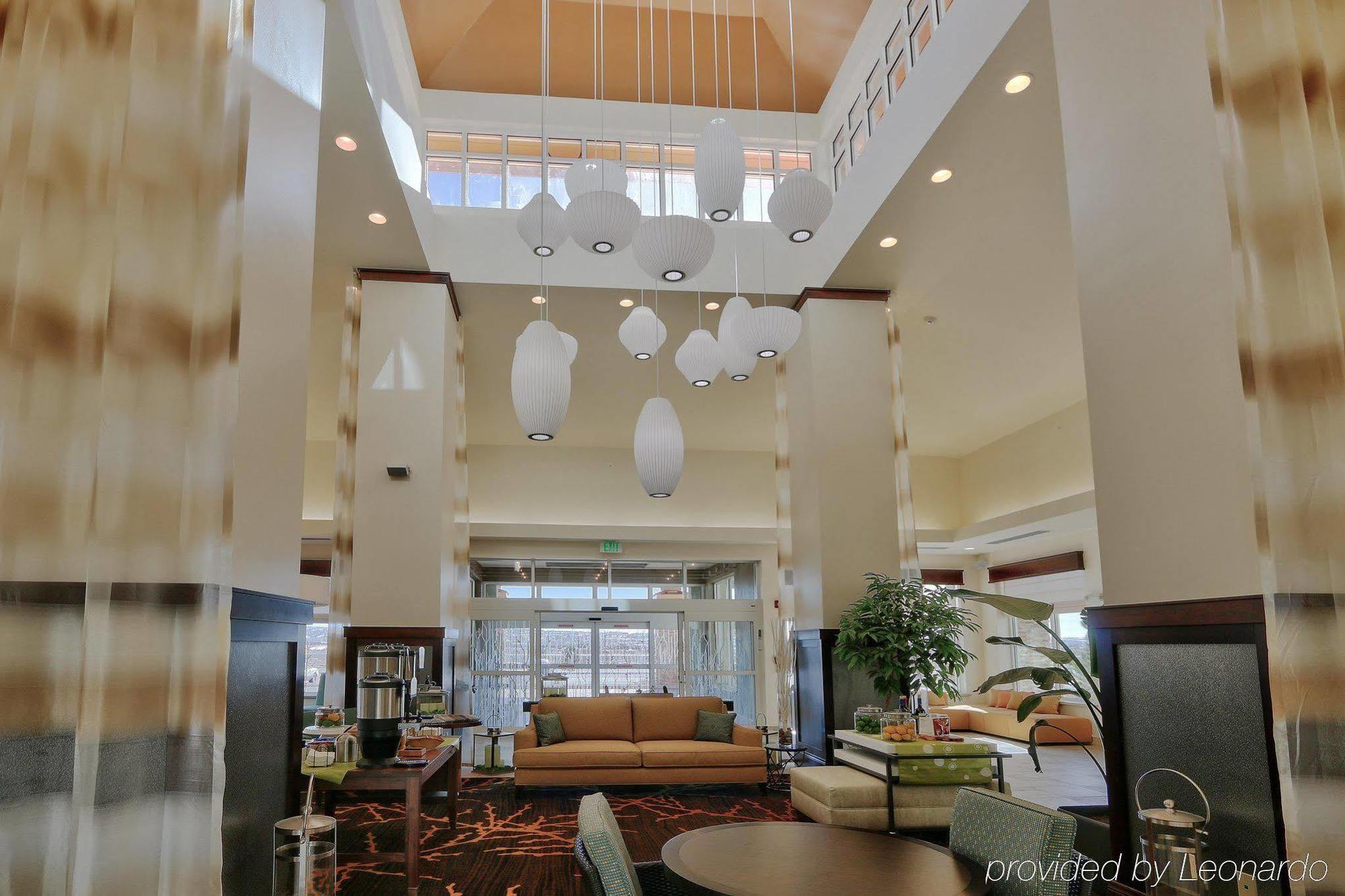 Hilton Garden Inn Гэллап Экстерьер фото